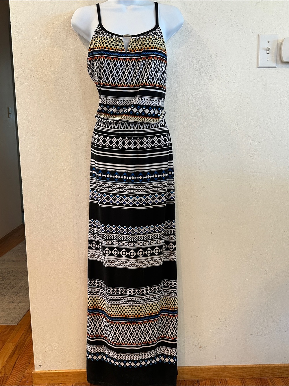 White House Black Market spaghetti strap  maxi geometric print sundress, Small